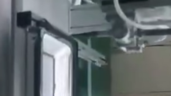 視覺點膠機